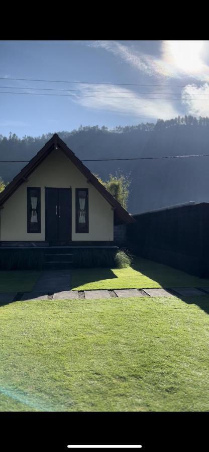 Homestay Semadi Mountview *